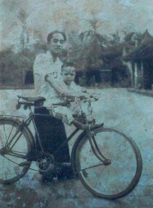 Thuở ấu thời với bố