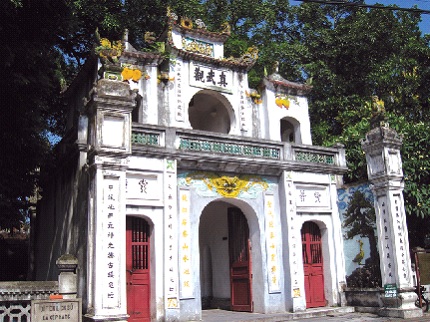 Đôi nghê ở đền Quán Thánh. Ảnh: CTV