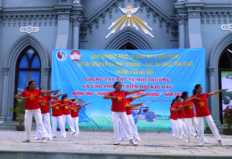 Chủ đề của ngày môi trường năm nay là "Giải quyết ô nhiễm nhựa và ni lon”. Ảnh: Trường Giang
