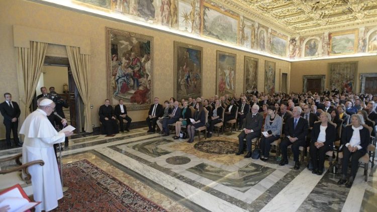 DTC tiếp kiến Liên hiệp Âu Châu các ngân hàng lương thực (Vatican Media)