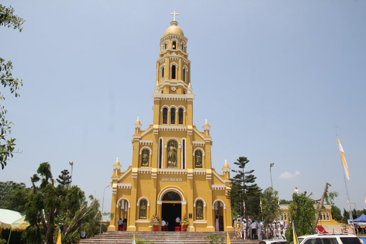 Nhà thờ giáo xứ Tân Đạo. Ảnh: CTV