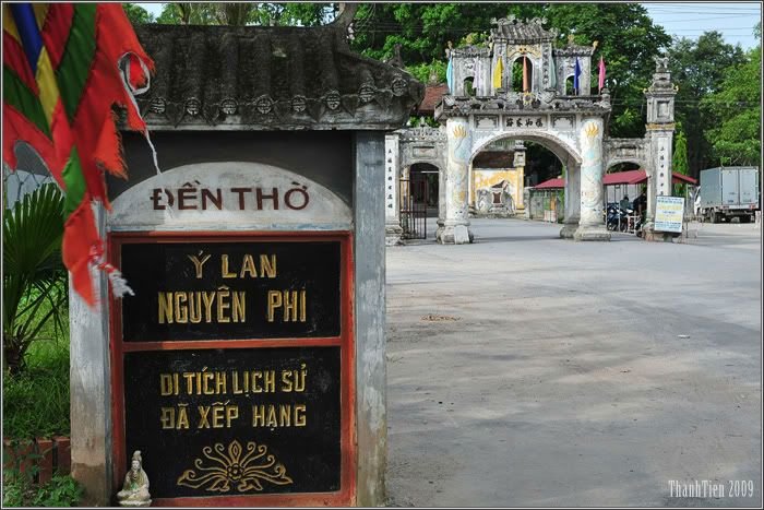 Khu di tích đền thờ Nguyên phi Ỷ Lan ở Dương Xá, Gia Lâm, Hà Nội. Ảnh: Hà Hoa