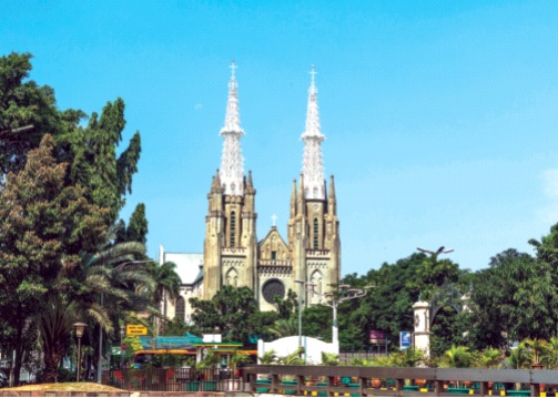 Toàn cảnh Vương cung thánh đường Manila. Ảnh: CTV