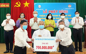Tòa Giám mục Xuân Lộc và Trung tâm Đức Mẹ núi Cúi ủng hộ phòng chống dịch Covid-19. Ảnh: Văn Huy