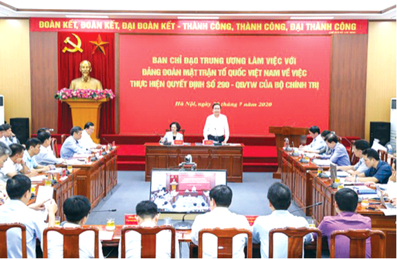 Quang cảnh buổi làm việc. Ảnh: Quang Vinh