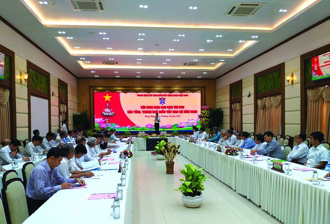Quang cảnh Hội nghị Giao ban Ủy ban đoàn kết Công giáo các tỉnh miền Tây Nam bộ.
