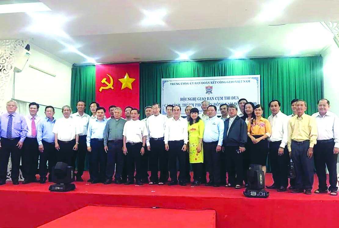 Các đại biểu tại Hội nghị Giao ban Ủy ban đoàn kết Công giáo các tỉnh miền Đông Nam bộ.