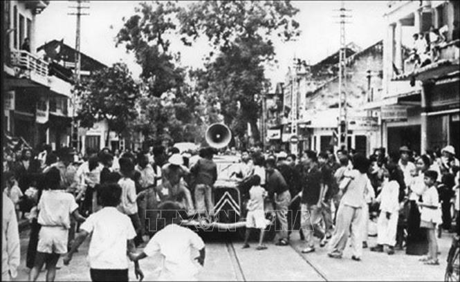 Phát lệnh toàn quốc kháng chiến ở Hà Nội, tháng 12/1946. Ảnh: Tư liệu/TTXVN