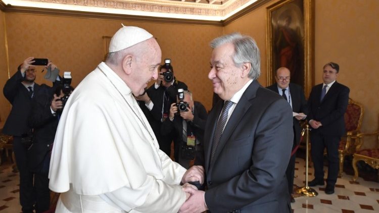 Ông Antonio Guterres và ĐTC (Vatican Media)