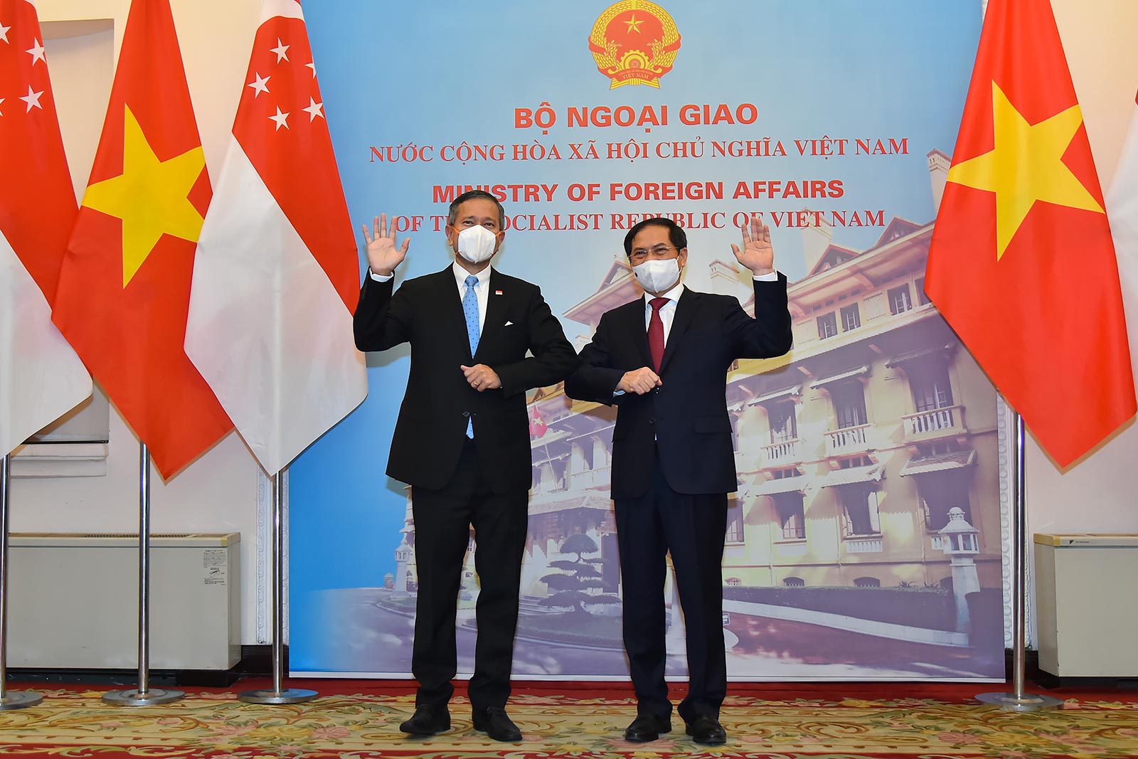 Việt Nam-Singapore thúc đẩy công nhận lẫn nhau về chứng chỉ vắc-xin. Ảnh: CTV