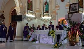 Lễ giỗ cha cố linh mục Phêrô Võ Thành Trinh. Ảnh: Băng Tâm