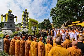 Kim quan Đại lão Hòa thượng được đặt trong hầm phía dưới bảo tháp được xây dựng trong khuôn viên Tổ đình Viên Minh để tưởng niệm công đức của Đại lão Hòa thượng Thích Phổ Tuệ. Ảnh: Minh Đức