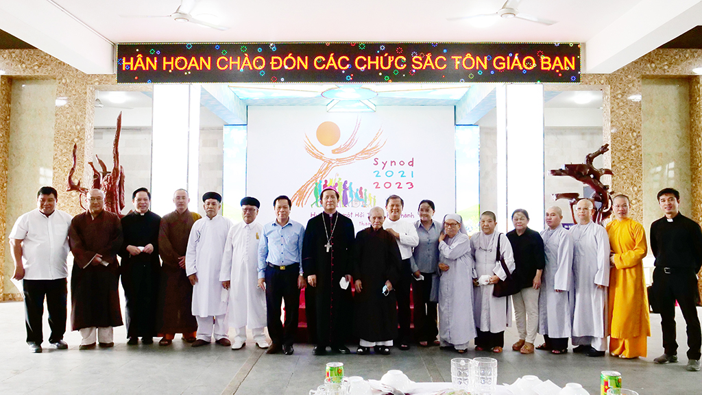 Các đại biểu tại buổi gặp gỡ Hiệp hành. Ảnh: CTV 