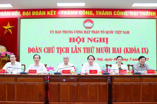 Chủ trì Hội nghị. Ảnh: Phạm Cường