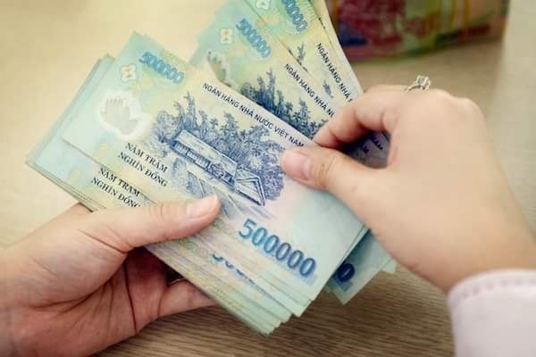 Lương tối thiểu vùng được tăng lên từ 1/7/2022.