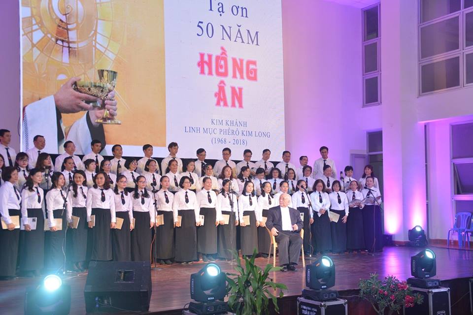 Đêm Thánh nhạc kỷ niệm 50 năm linh mục của linh mục nhạc sĩ Phêrô Kim Long