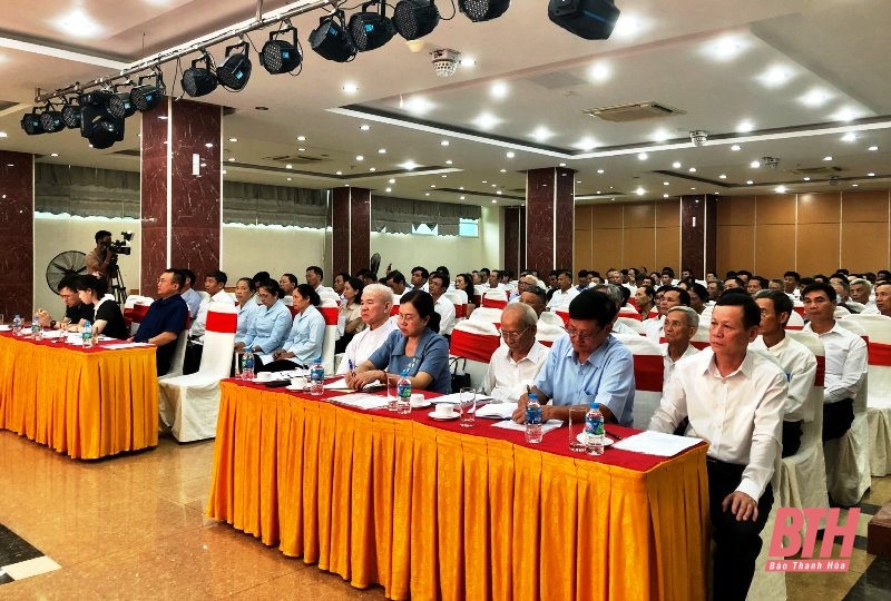 Các đại biểu tham dự hội nghị.