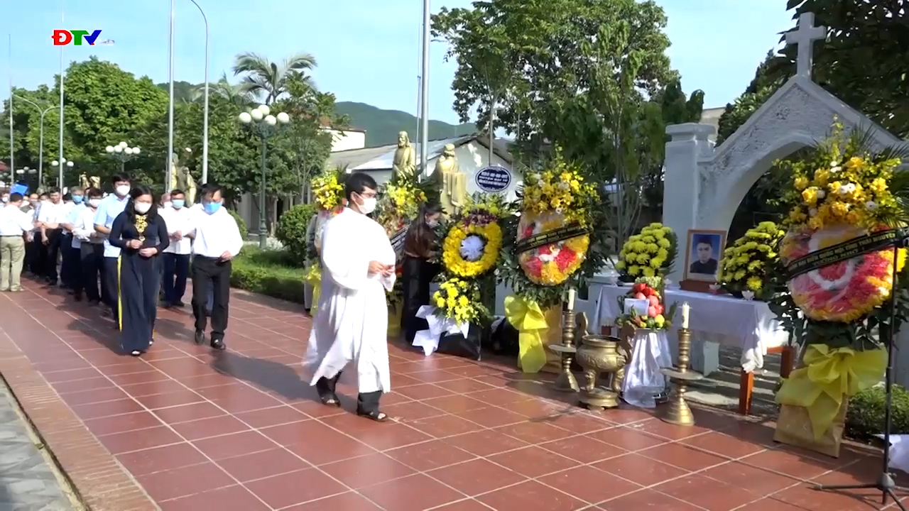 Lễ Dâng hương, dâng hoa Kỷ niệm 67 năm ngày mất của cố linh mục Phêrô. 