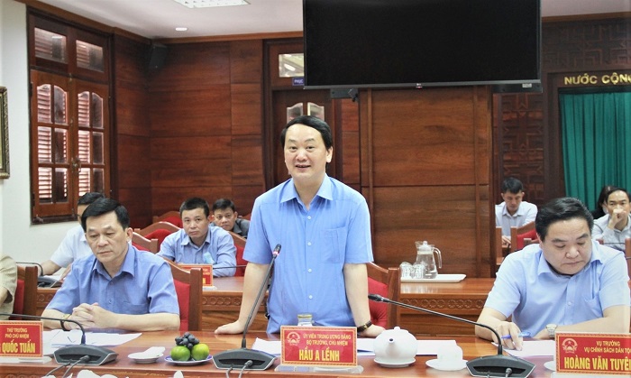Bộ trưởng, Chủ nhiệm Uỷ ban Dân tộc Hầu A Lềnh làm việc với UBND tỉnh Đắk Lắk về thực hiện công tác dân tộc, phát triển kinh tế - xã hội vùng đồng bào dân tộc thiểu số và miền núi