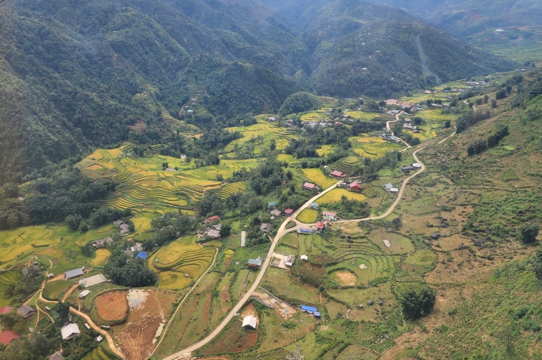Thôn, bản đồng bào dân tộc thiểu số tại thị xã Sa Pa, Lào Cai 
