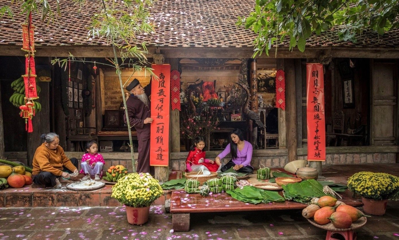 Tết xưa là nỗi nhớ, niềm thương, là hoài niệm ấm áp mỗi khi mùa xuân gõ cửa.