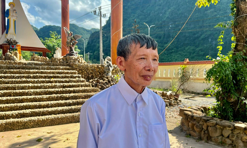 Linh mục Micae Hồ Thái Bạch - Vị linh mục "Cúi xuống, bước đi cùng đoàn chiên nghèo". 