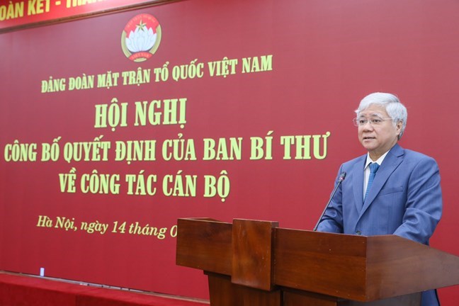 Chủ tịch Ủy ban Trung ương MTTQ Việt Nam Đỗ Văn Chiến phát biểu tại Hội nghị