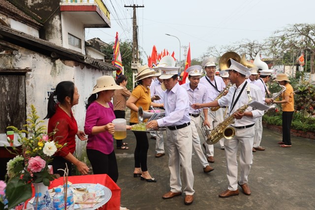 Làng quê Hải Phương mở hội đền Bảo Ninh trong không khí thanh bình, cộng đồng gắn kết. 