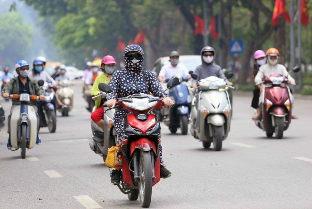 Đợt nắng nóng gay gắt ở Bắc Bộ và Trung Bộ sẽ kéo dài trong nhiều ngày.