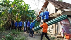 Tổng Bí thư và Phu nhân dự hòa nhạc kỷ niệm 70 năm quan hệ Việt Nam-Indonesia