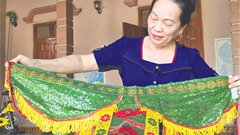 Một đời níu giữ tuồng cổ