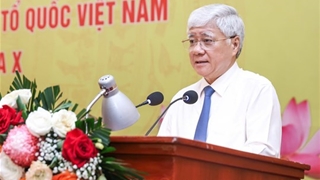 Giữ gìn đoàn kết là nhiệm vụ quan trọng hàng đầu - là điều kiện tiên quyết để mọi công việc cải cách khác diễn ra thuận lợi