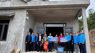 Mái ấm an cư cho thợ lò