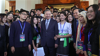 Thanh niên với tương lai đất nước